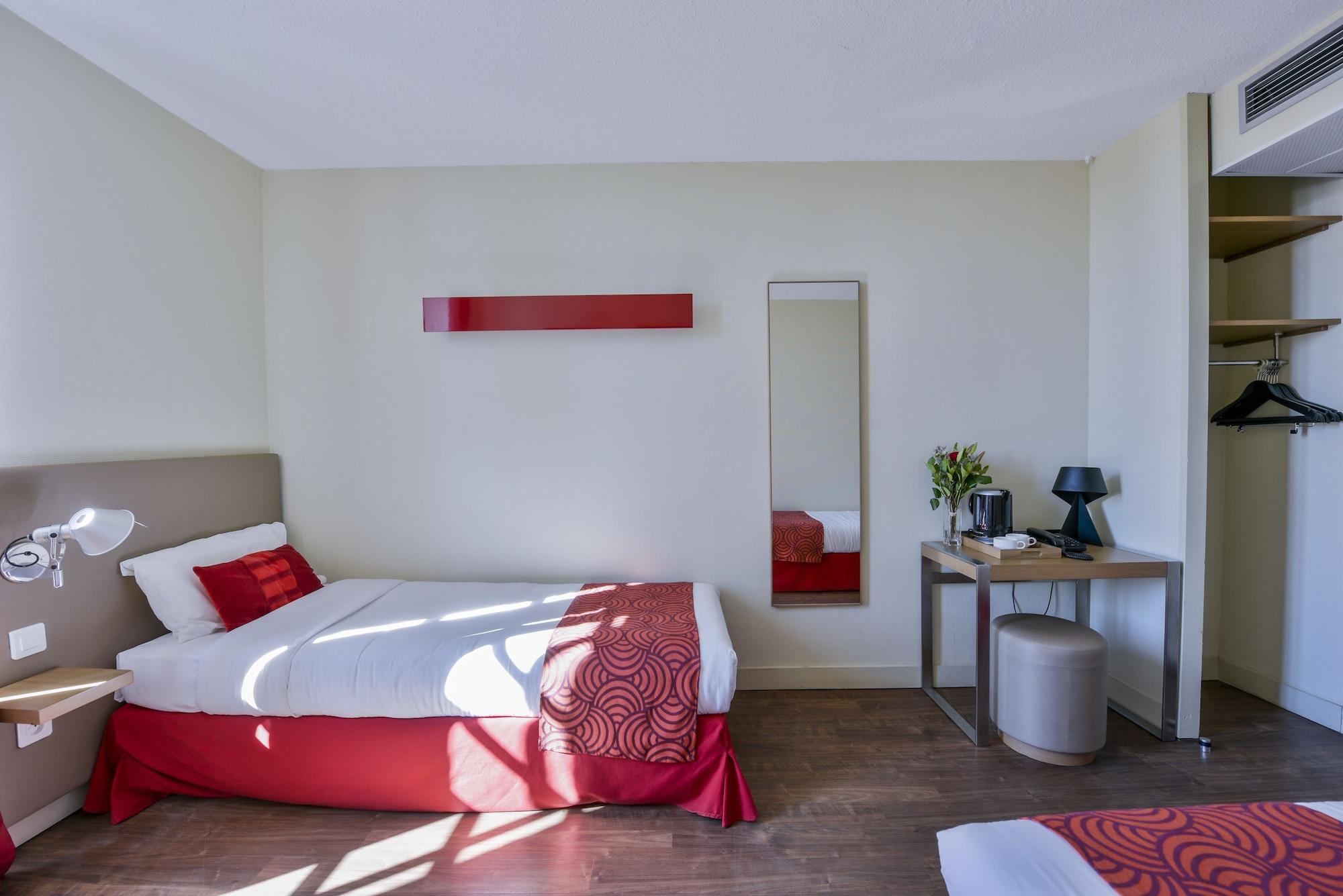 Hotel Clemenceau By Happyculture 3*