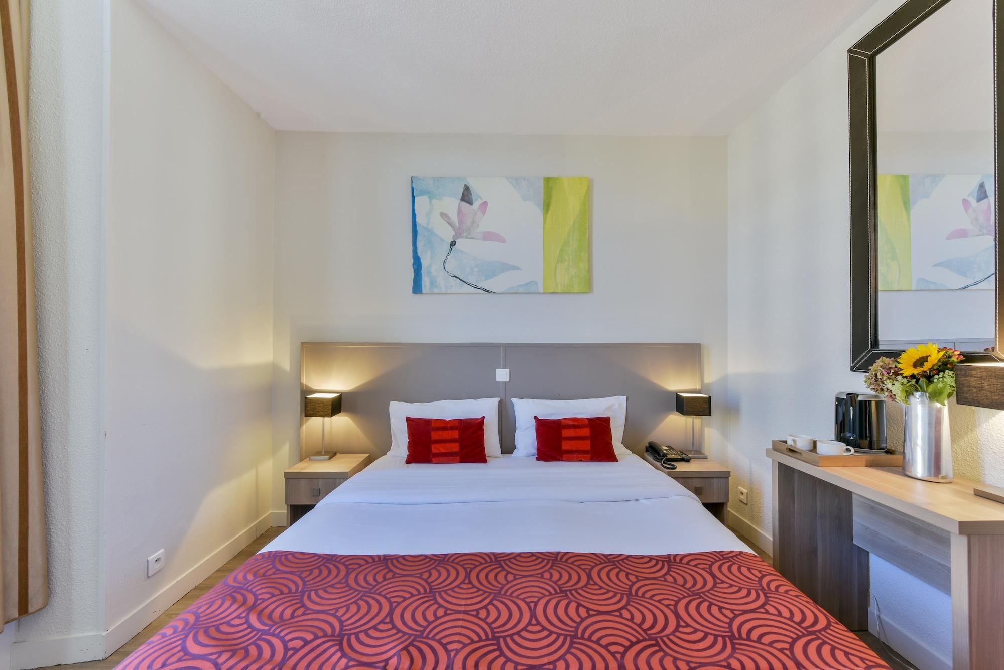 Hotel Clemenceau By Happyculture 3*
