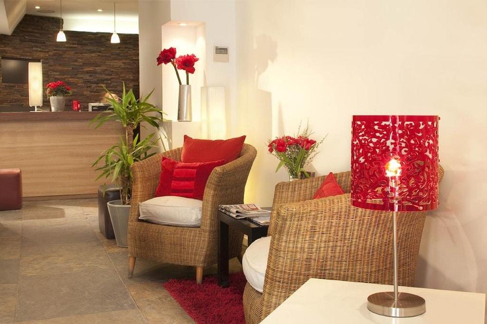 Hotel Clemenceau By Happyculture 3*
