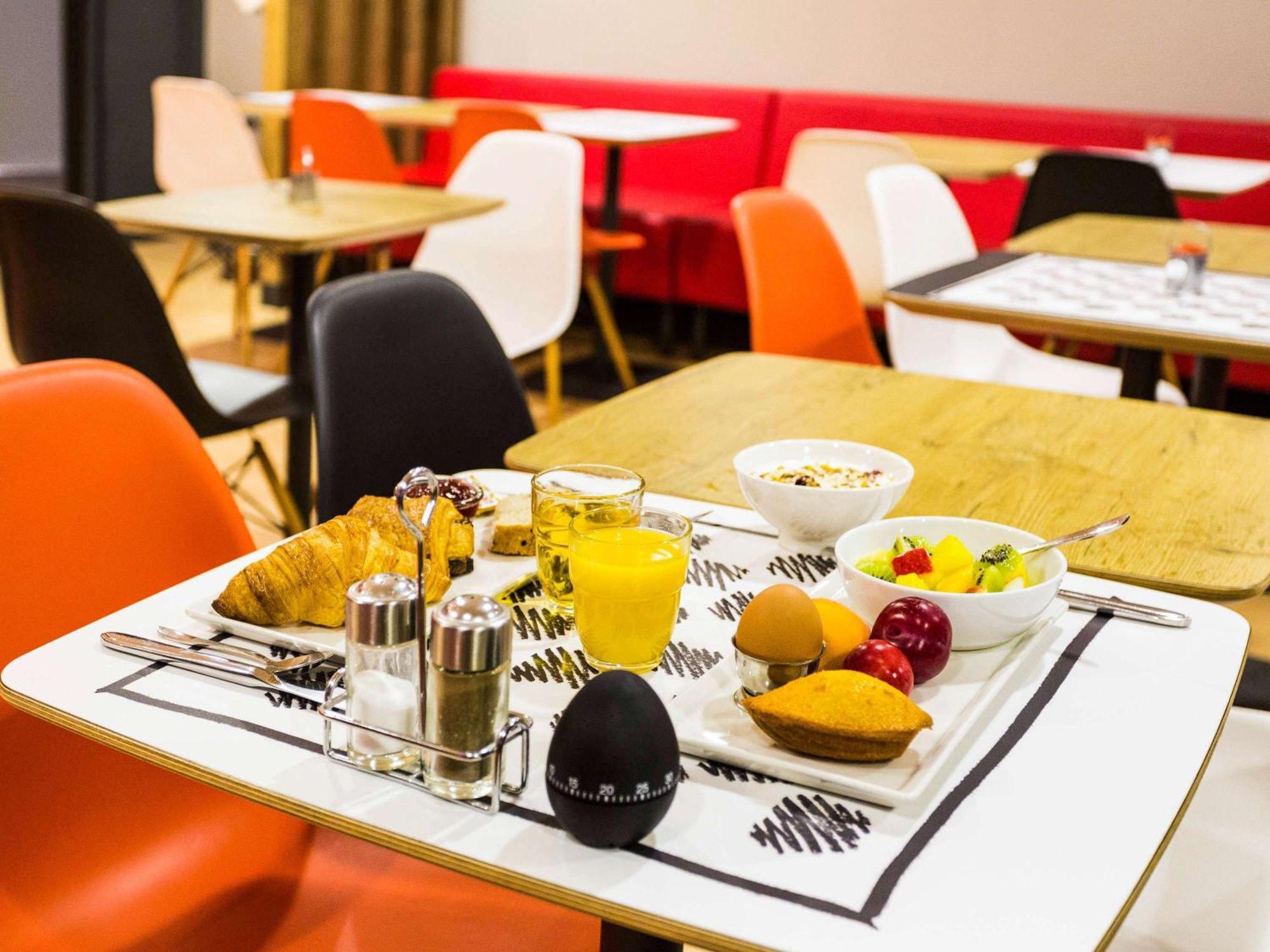 Ibis Centre Gare Saint Jean Euratlantique Hotel