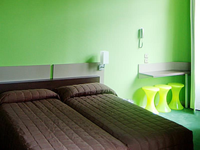 Ibis Centre Gare Saint Jean Euratlantique Hotel 3*