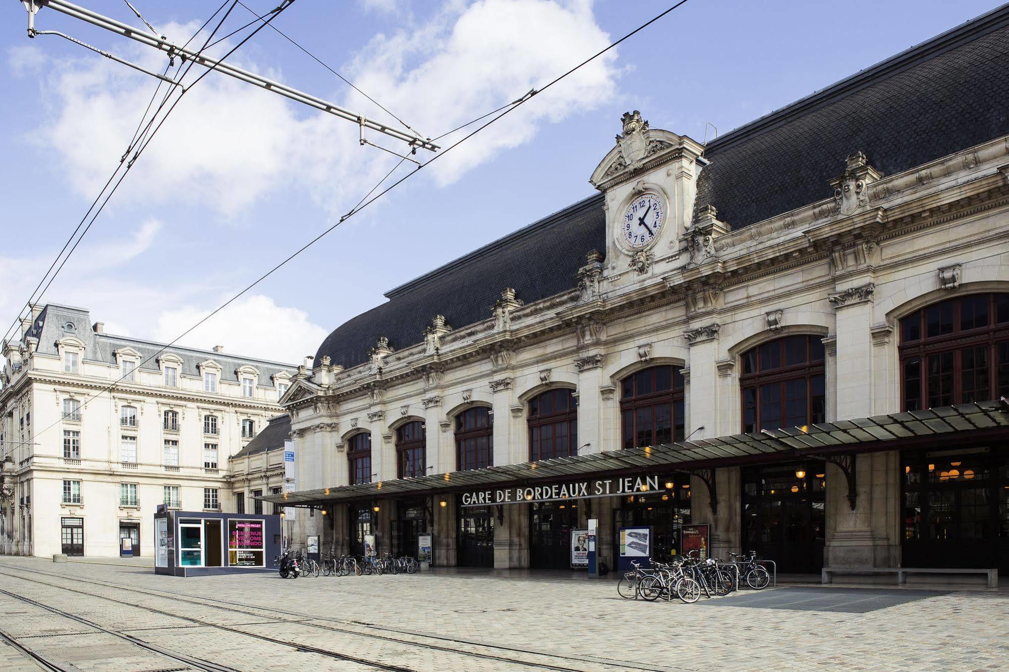 Ibis Centre Gare Saint Jean Euratlantique Hotel