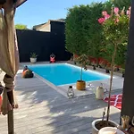 La Dolce Villa moderne avec piscine chauffée à Bordeaux Caudéran