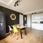 Life&Travel - Appart Cosy - 4 Chambres - Bordeaux