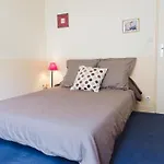 Quiet Duplex House Downtown Bordeaux