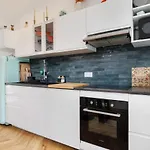 Loft Contemporain A 2 Pas Du Centre