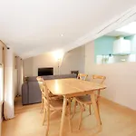 Appartement T2 De Luxe Face Au Jardin Public