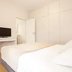Appartement T2 De Luxe Face Au Jardin Public
