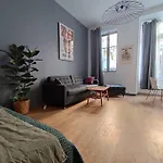 Apartment In The Heart Of The Chartrons