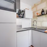Charming Apartment In The Heart Of Bordeaux