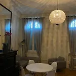 Splendide Haussmannien Dans Hotel Particulier