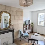Cocon Lumineux Sous Les Toits De Bordeaux
