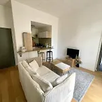 Charmant Appartement Avec Balcon - Jardin Public