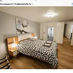 Appartement Renove Place Du Palais Avec Parking