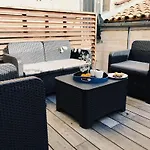 Superbe Duplex En Hypercentre Avec Rooftop Et Climatisation