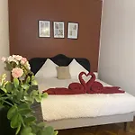 Apparemment Jacuzzi Balneo Centre De Bordeaux