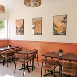 Bloom Hostel Bar & Garden