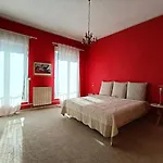 Quiet Family 3 Bedrooms Apartment, 5 Min To St Jean Train Station