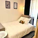 L\'Arcade Secrete Appartement Climatise, Jacuzzi, Borne D\'Arcade Bordeaux Centre