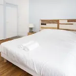 Tauzia Spacieux Appartement 3 Chambres