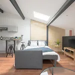 Studios Dans L\'Hypercentre