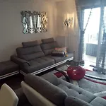 Bel appartement T2 près du lac avc un parking privé