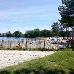 Bel appartement T2 près du lac avc un parking privé
