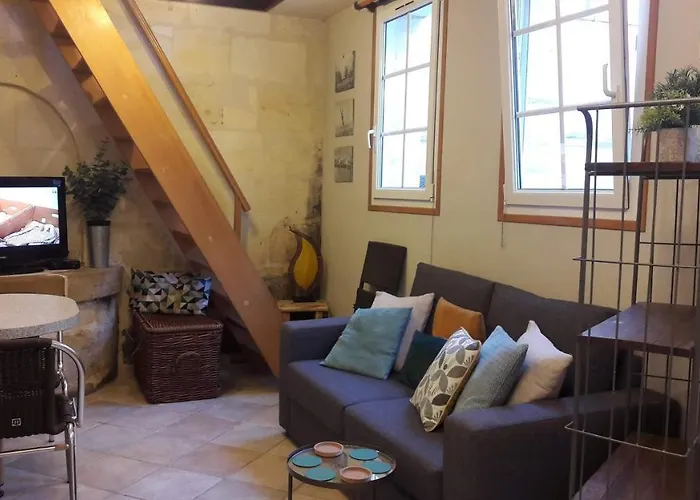 Joli Petit Loft Dans Echoppe Pierre Centre-Ville