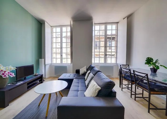 Nice Apartment For 2 In Historical Center