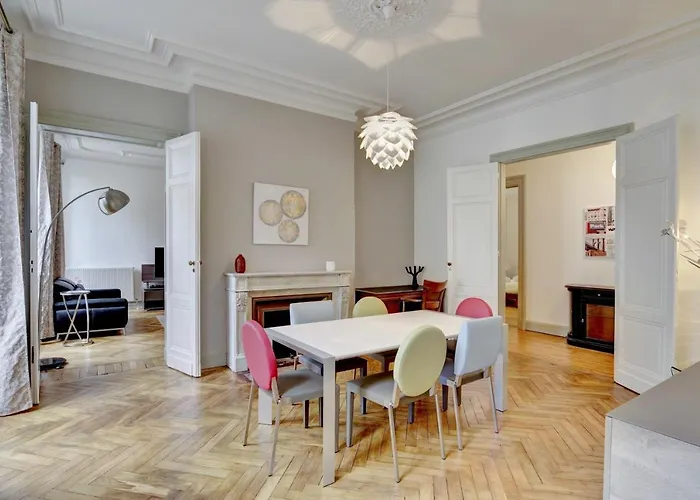 L\'Imperial - Luxeux Appartement Dans Le Triangle D\'Or