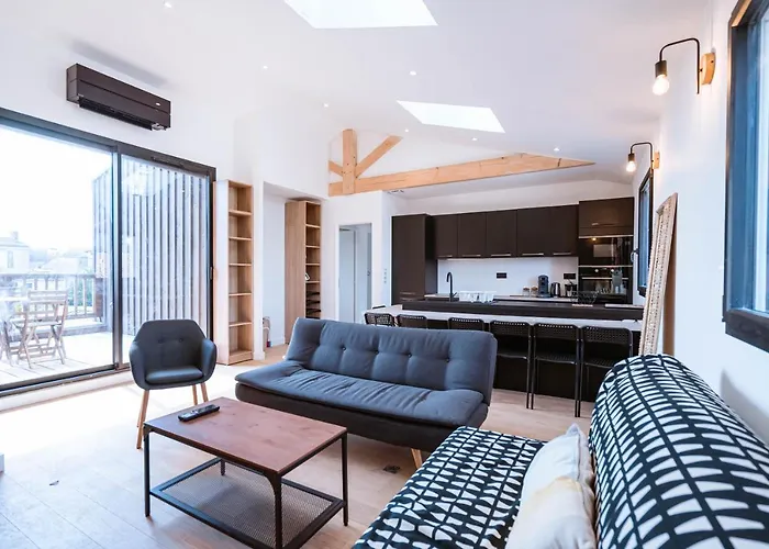 Magnifique appartement avec balcon à Bordeaux