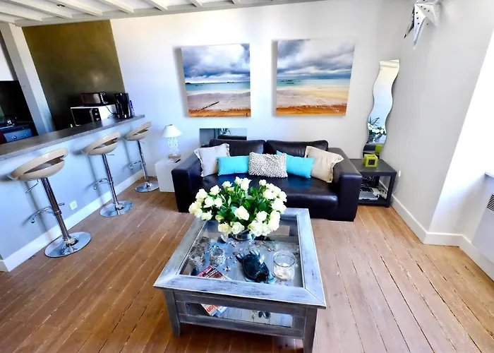 Superbe T3 Duplex Parking Prive Gratuit Sur Place