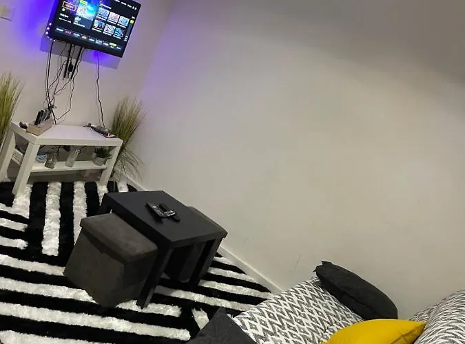 Studio Avec Chambre 25M2 Renove A 5 Min De La Gare