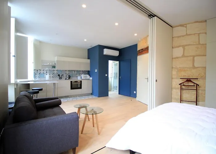 Guestready - Charming Apt In Place De La Comedie