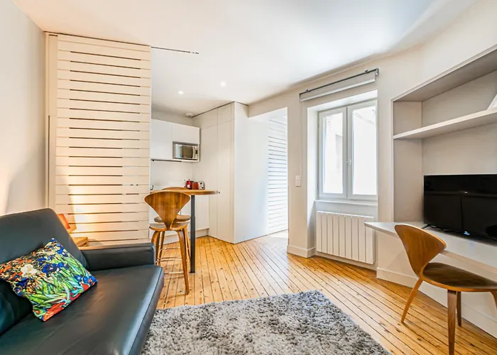Superbes Studios - Place Des Quinconces