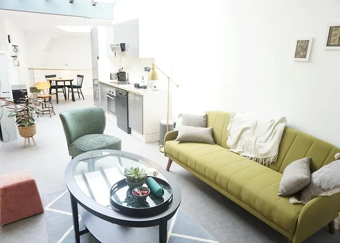 Beautiful Duplex With Ac - Place Du Palais
