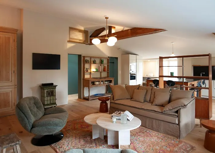 Luxury And Elegance In Bordeaux
