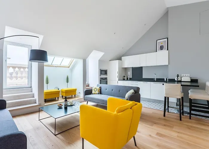 Unique Apartment Design Style Downtown Bordeaux
