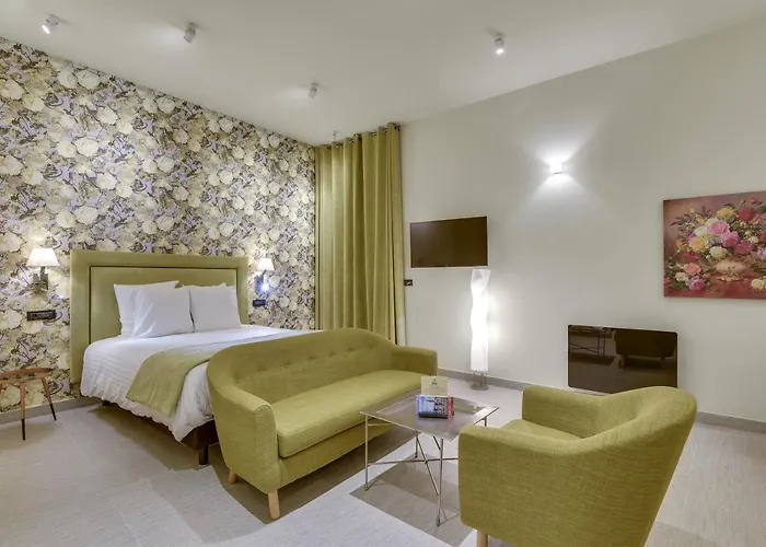 Villa Erizio, A Bucolic And Urban Break