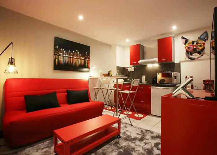 Bordeaux Saint-Jean Apartments