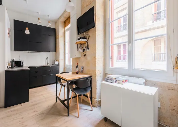 Le Cosy - Rue Ausone