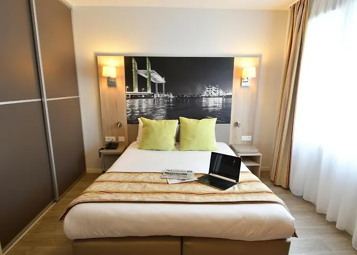 Appart-Hotel Mer & Golf City Bordeaux Bassins A Flot