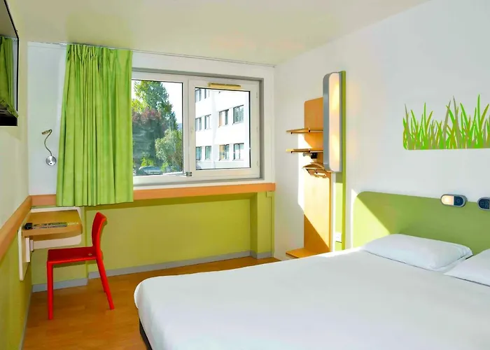 Ibis Budget Bordeaux Lac