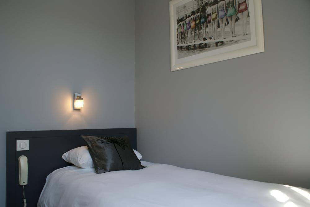 Du Theatre Hotel 2*