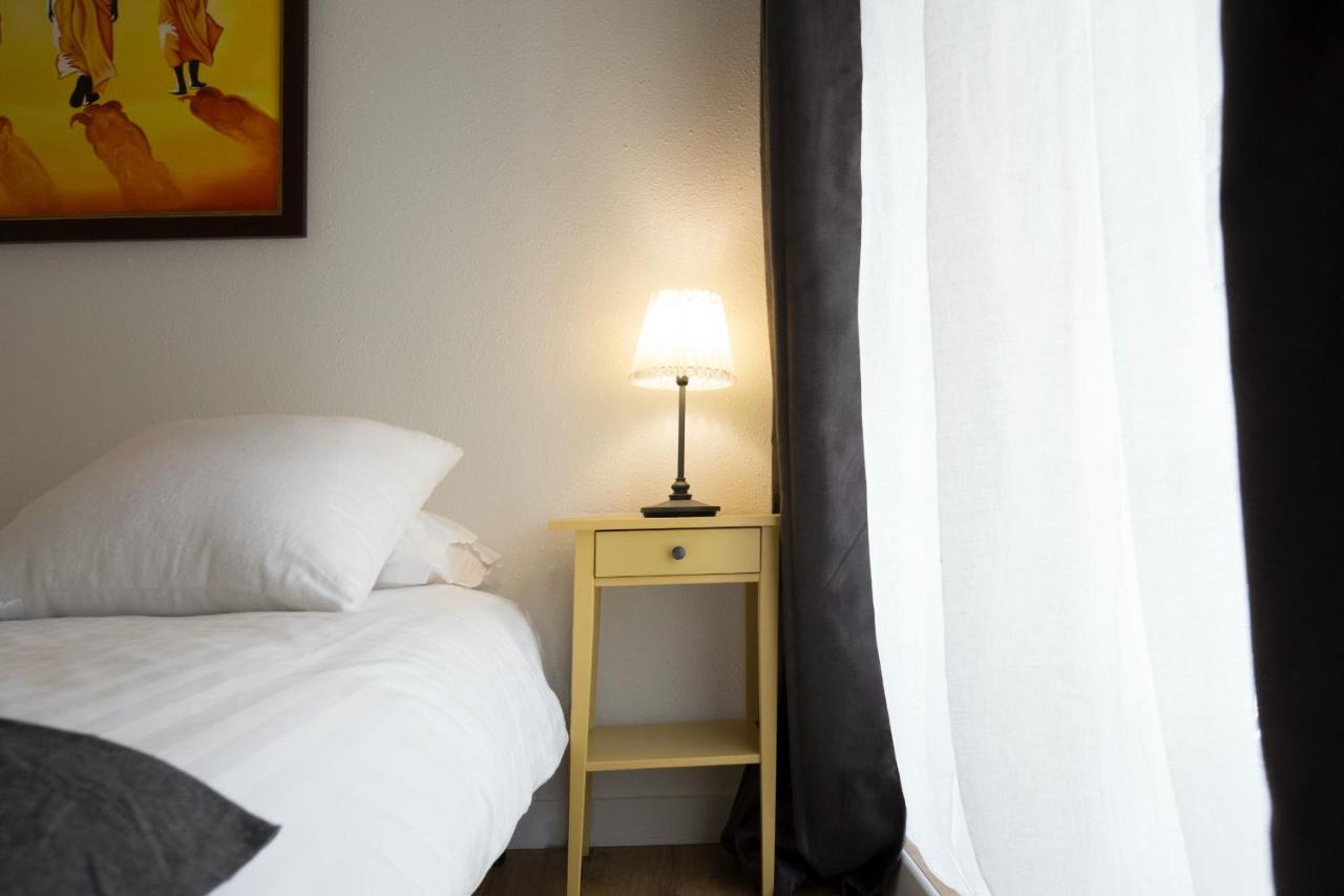 Apartment Place Du Palais Bordeaux