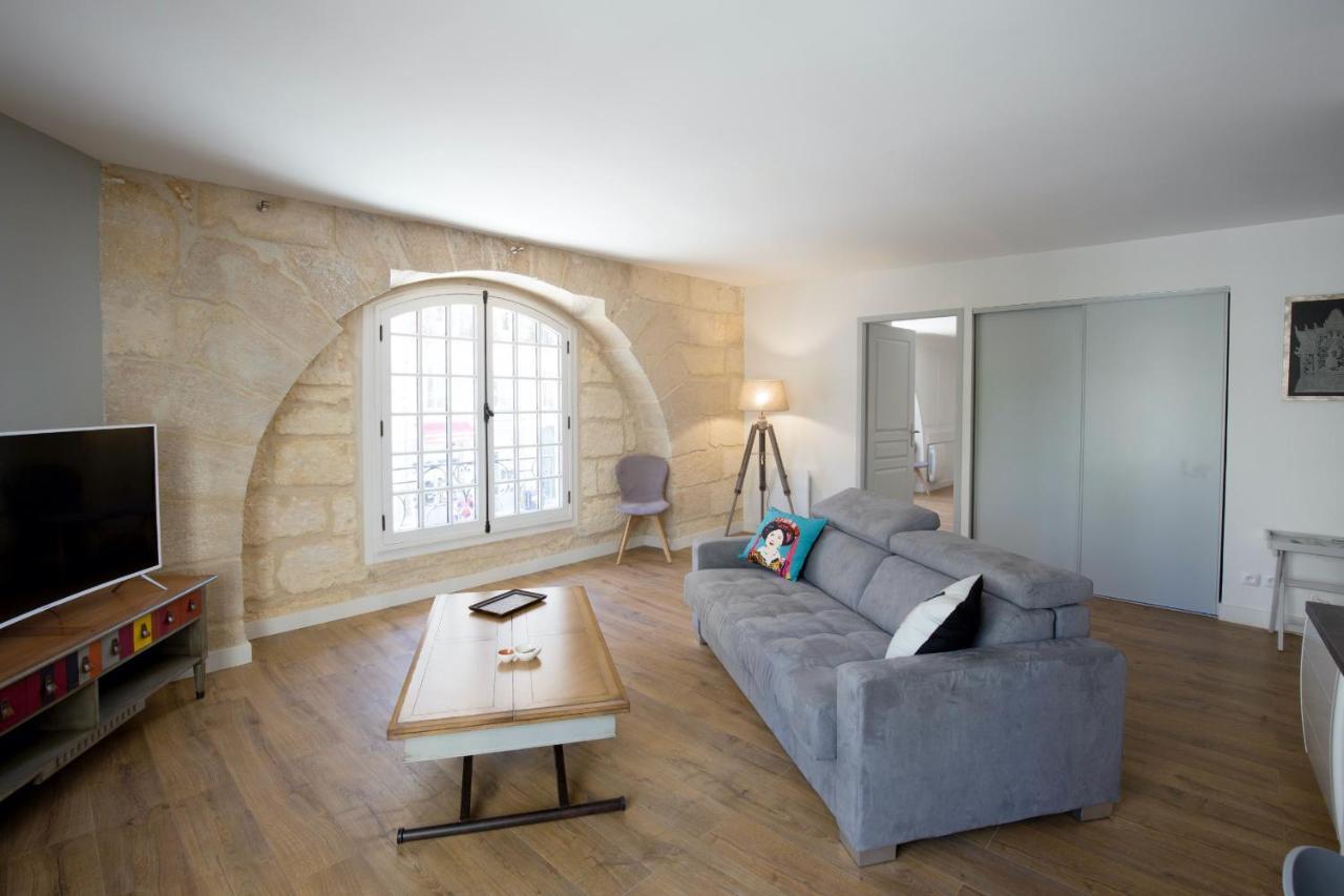 Apartment Place Du Palais Bordeaux