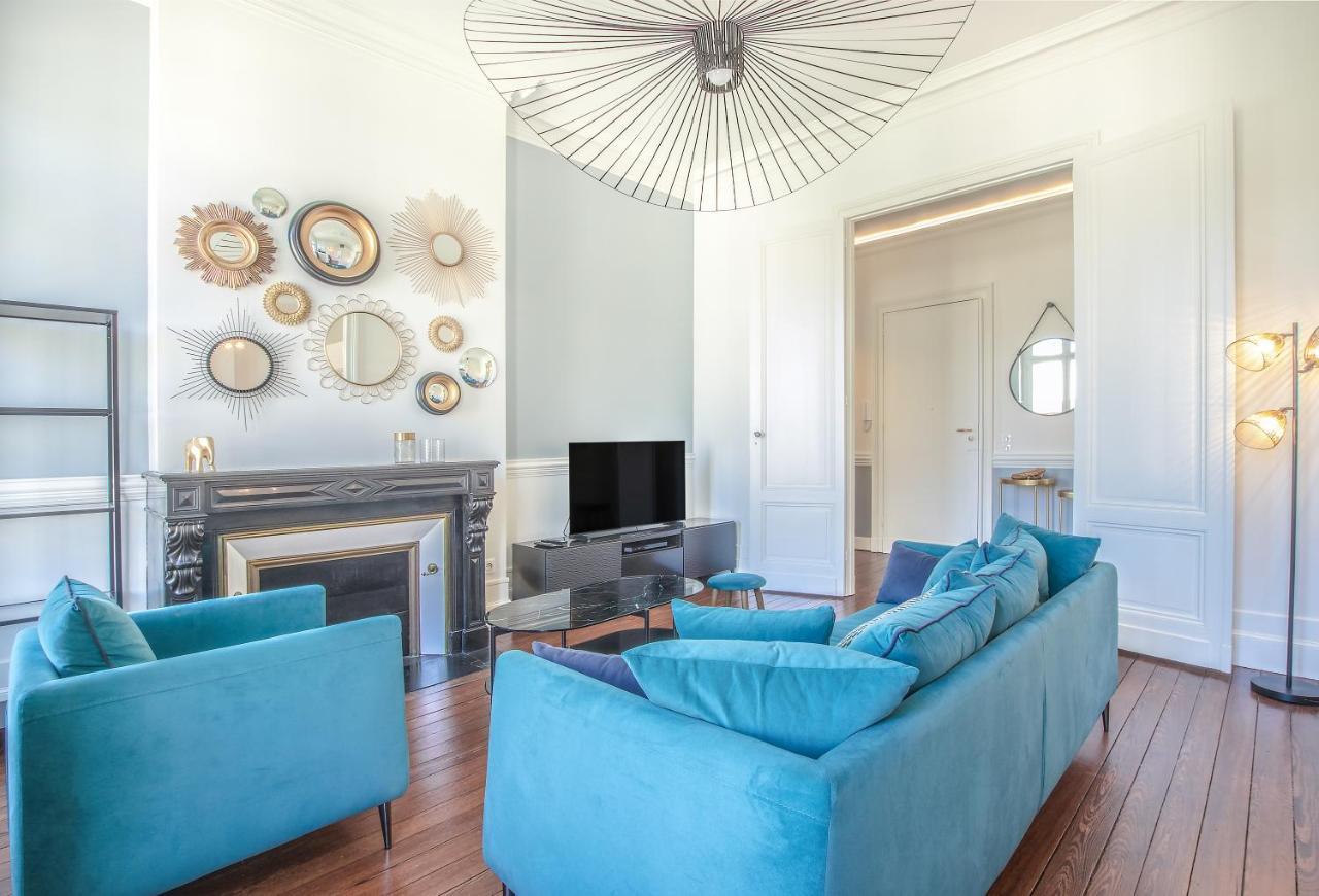 Apartment Magnifique Avec 3 En Hypercentre *