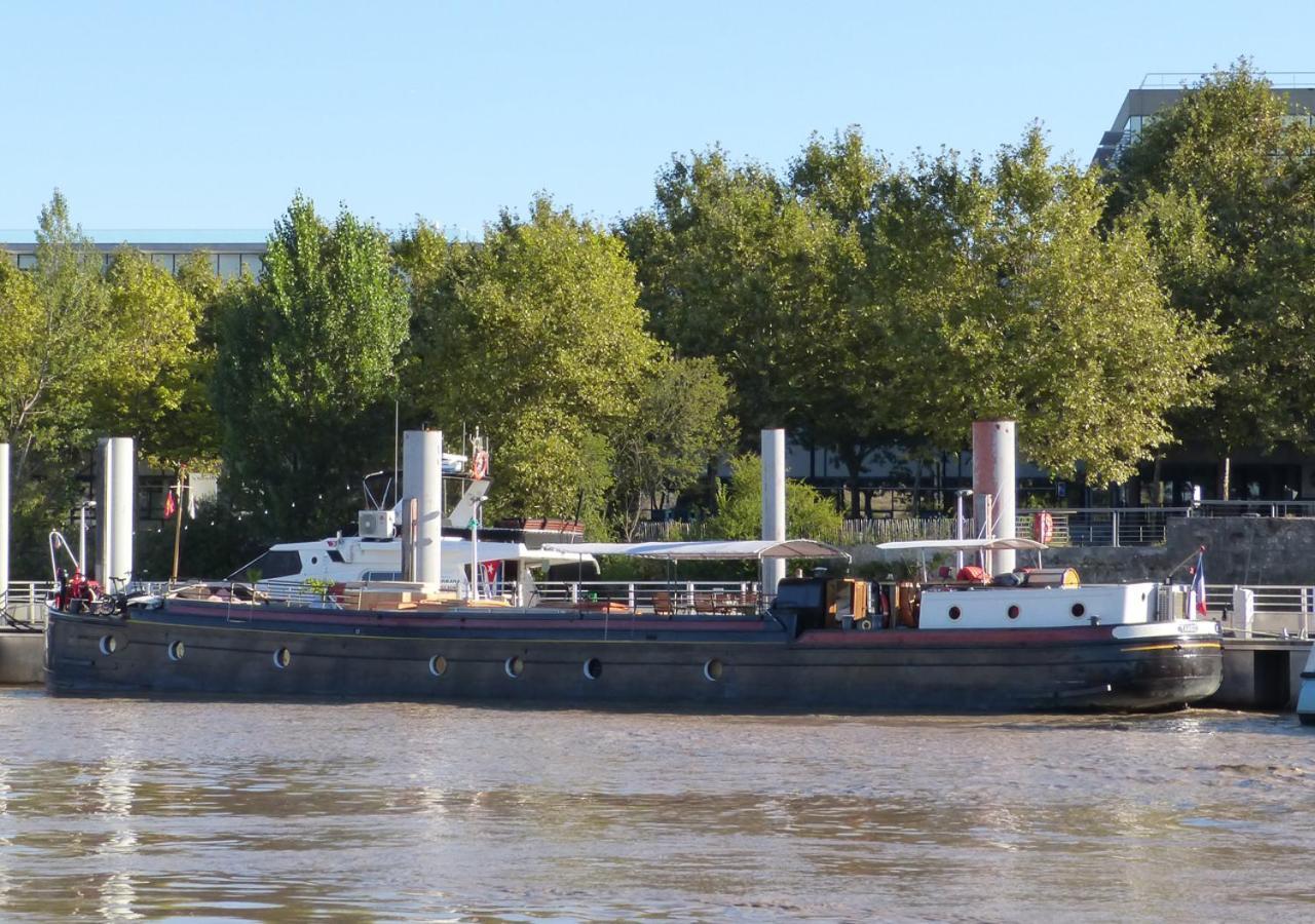 Barge Tango *