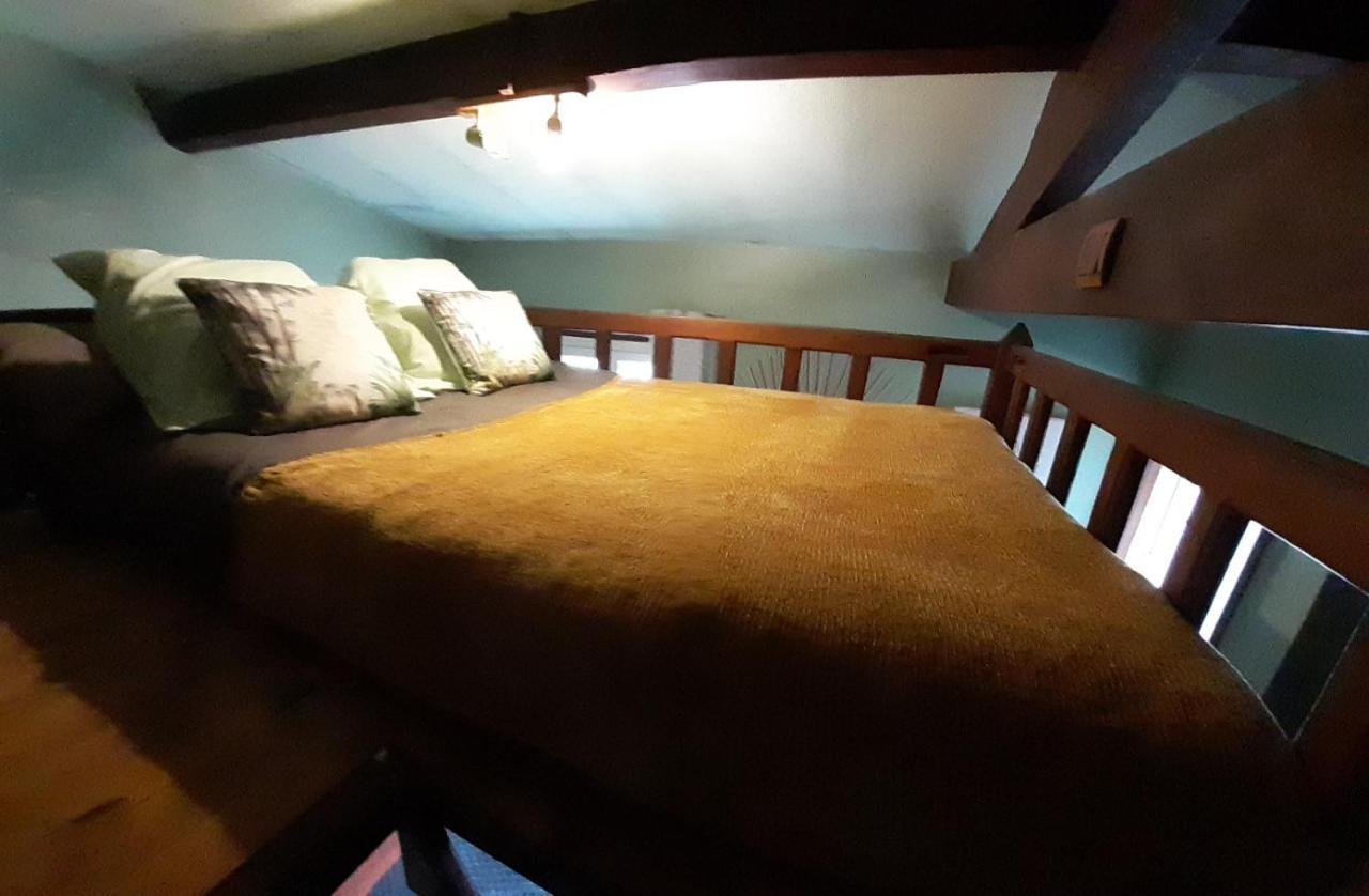 Joli Petit Loft Dans Echoppe Pierre Centre-ville *