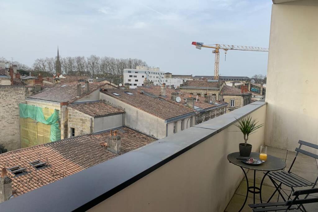 Dernier Etage, Balcon, Parking Gratuit ! Apartment *